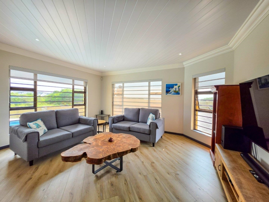 3 Bedroom Property for Sale in Stilbaai Wes Western Cape